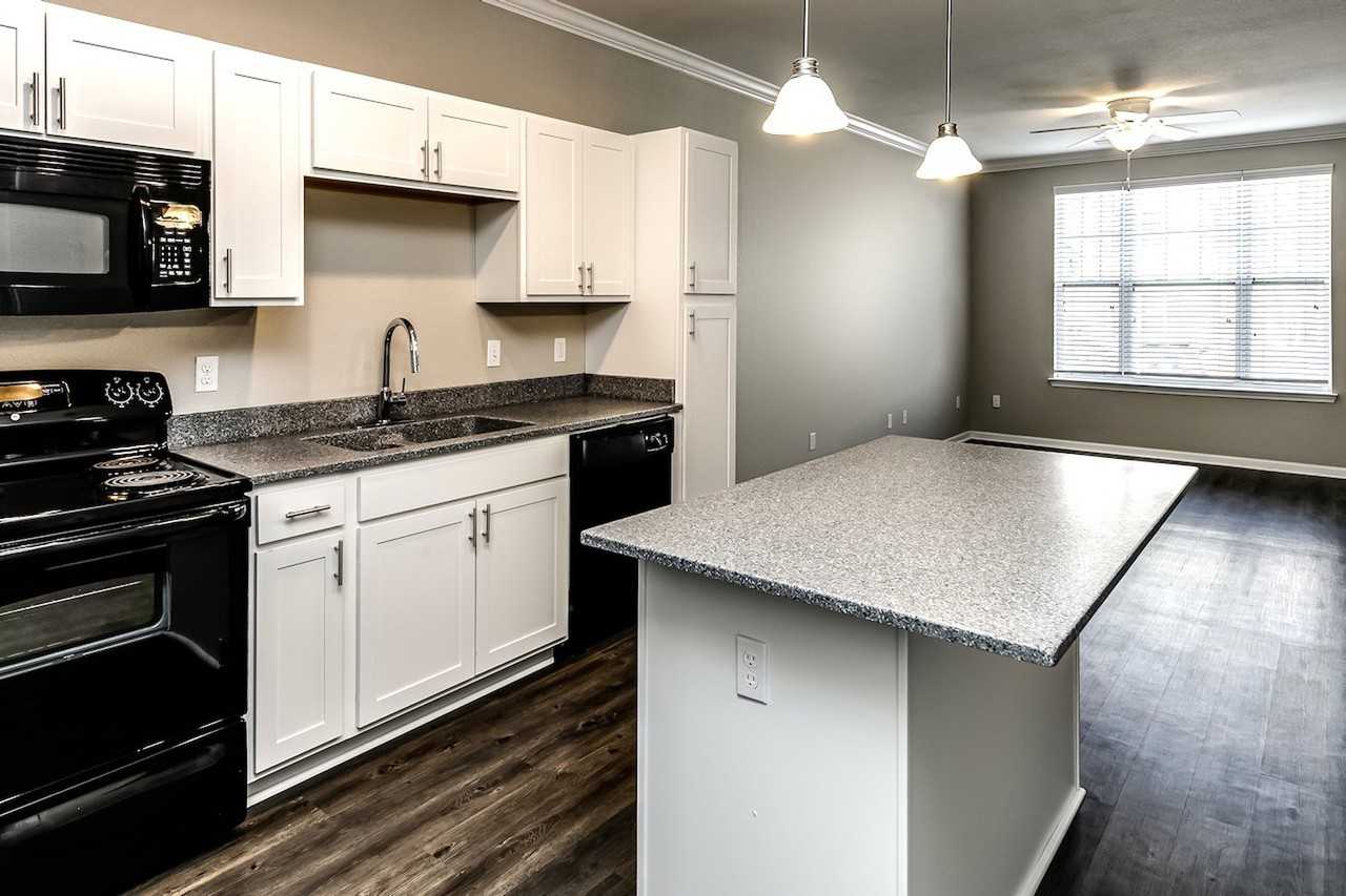 Legacy Commons - Photo 7 of 31