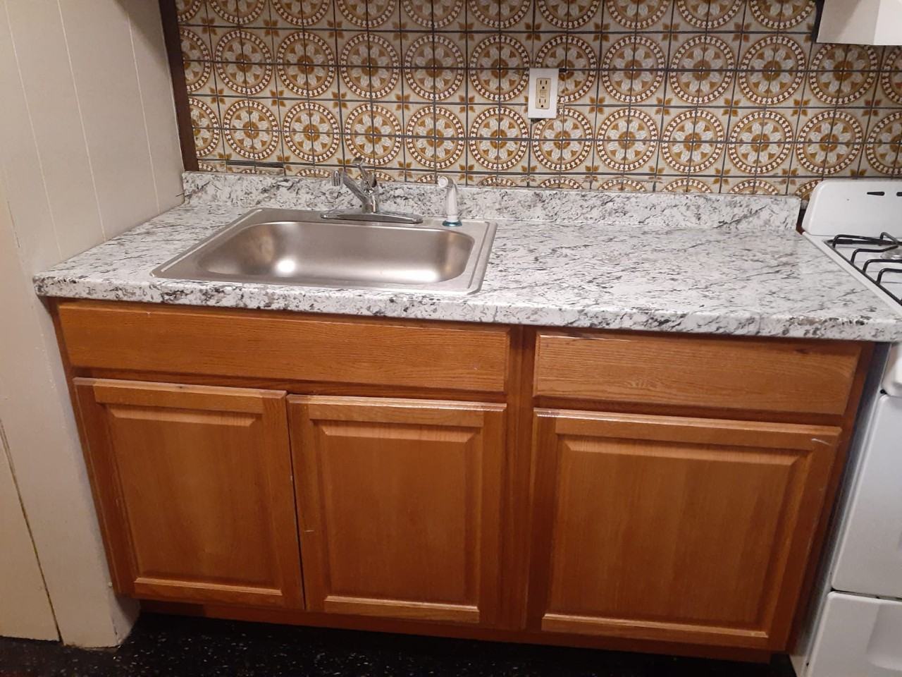 5716 Avenue L - Photo 2 of 13