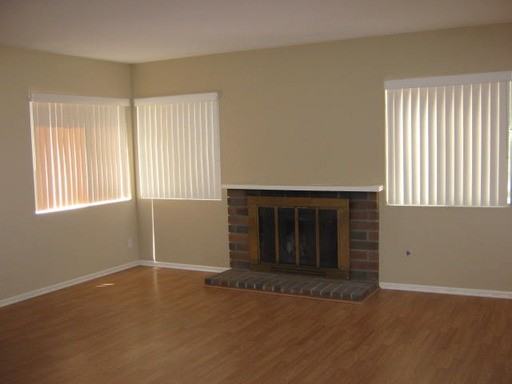 16735 Highfalls St - Photo 3 of 17