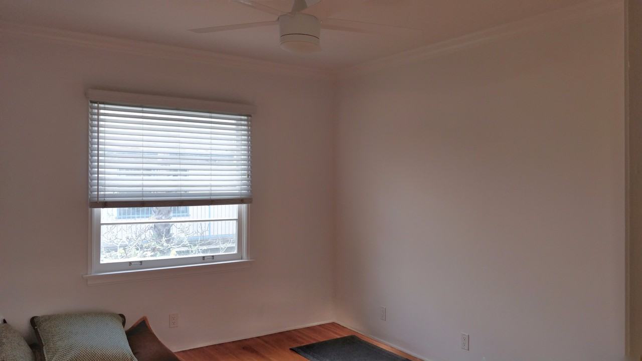 1030 5th Street #B - Photo 2 of 7