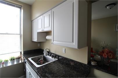 914 Western Avenue - Photo 2 of 24