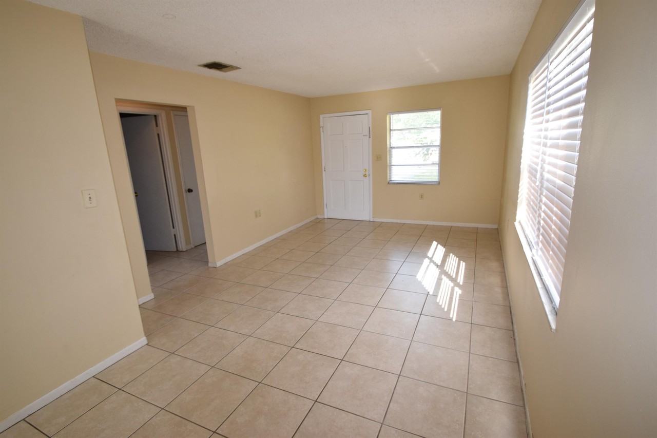 6024 Norton Rd #1 - Photo 3 of 13