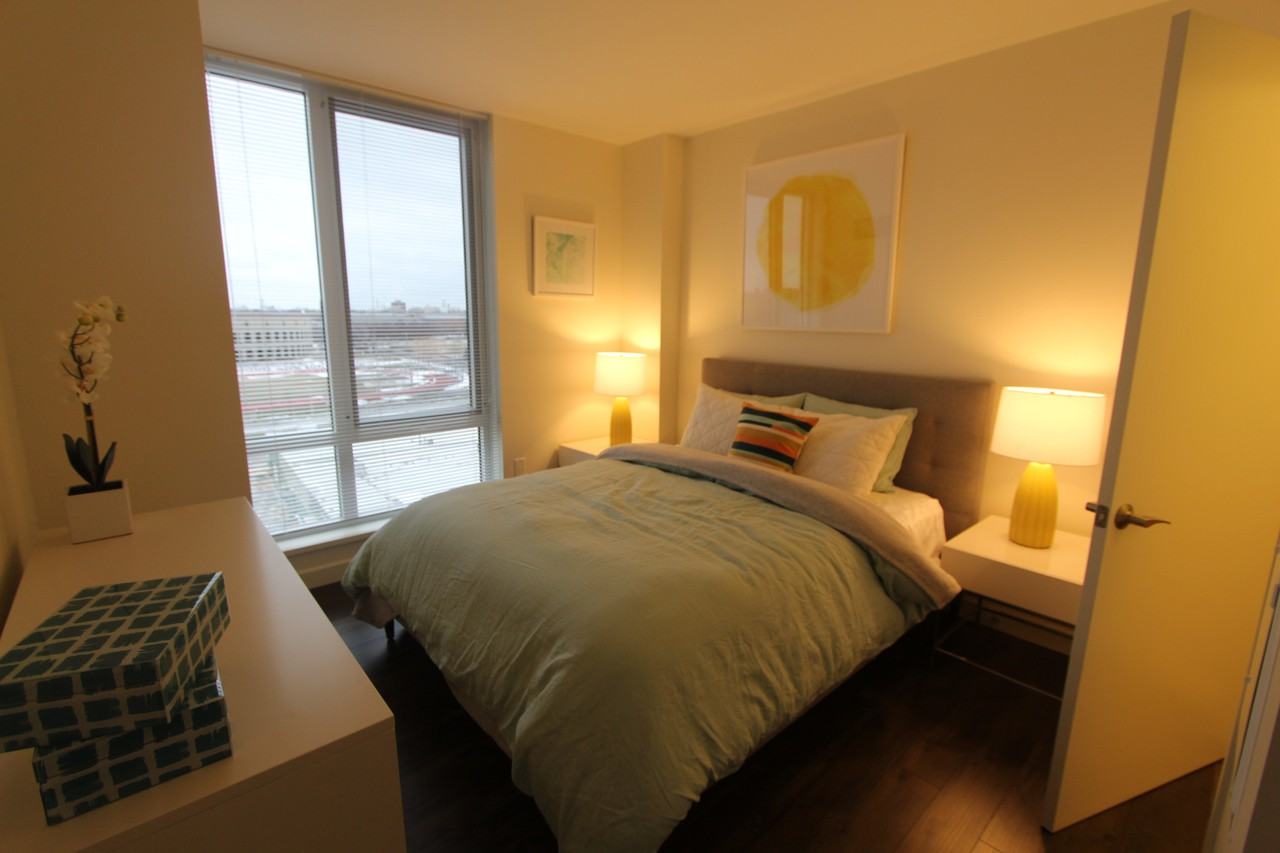 Western Avenue - Photo 3 of 4