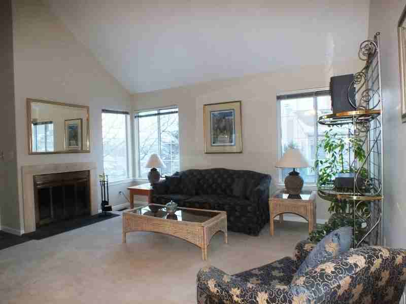 10 Morgan Ct - Photo 2 of 13