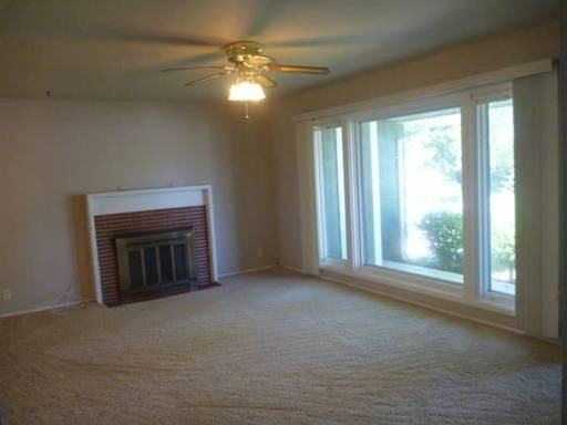 2430 Catalina Dr - Photo 3 of 14