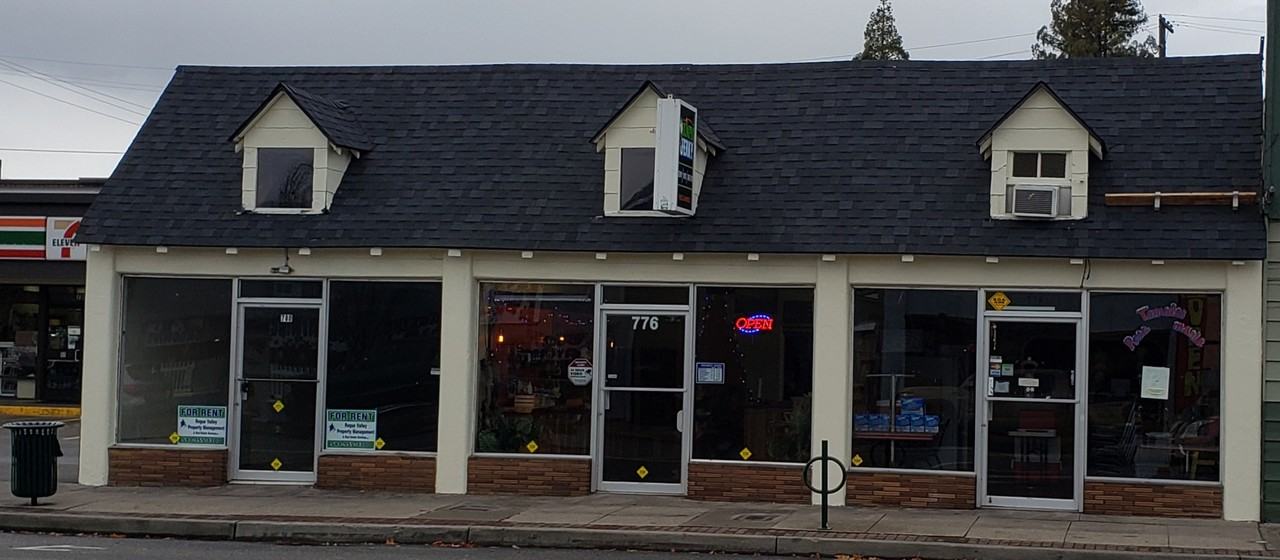 776 Sw 6th St - Photo 6 of 6