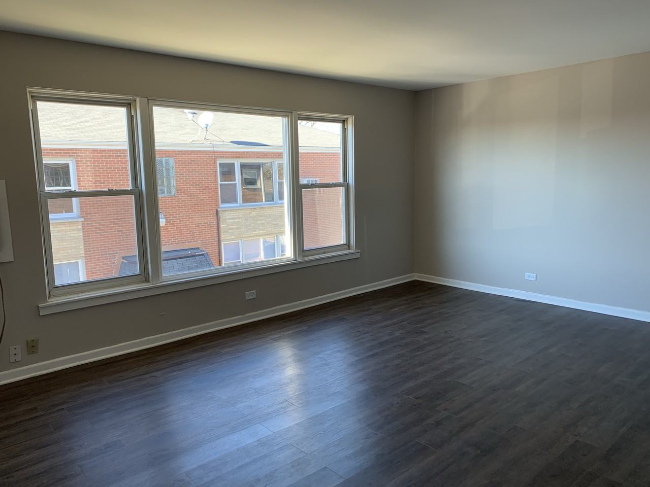 4225 Forest Ave - Photo 2 of 13