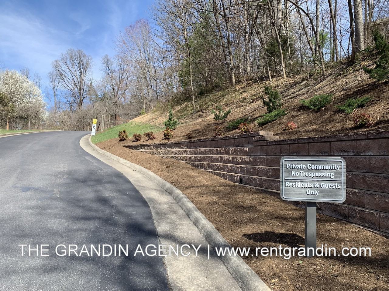 4642 Mill View Ct #1 - Photo 3 of 50