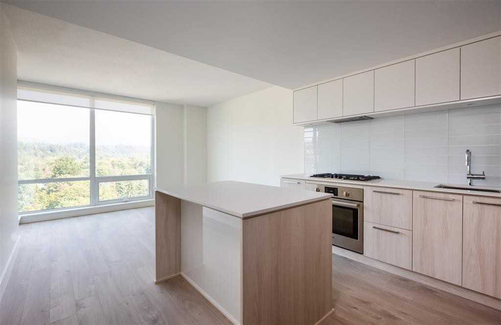 680 Seylynn Crescent #1601 - Photo 4 of 12