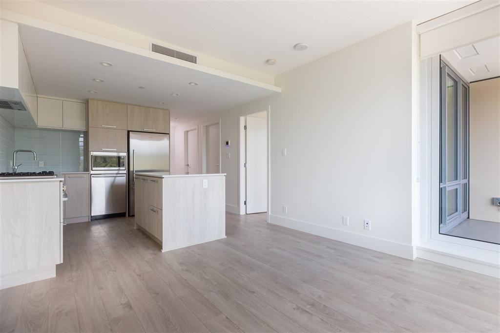 680 Seylynn Crescent #1601 - Photo 7 of 12