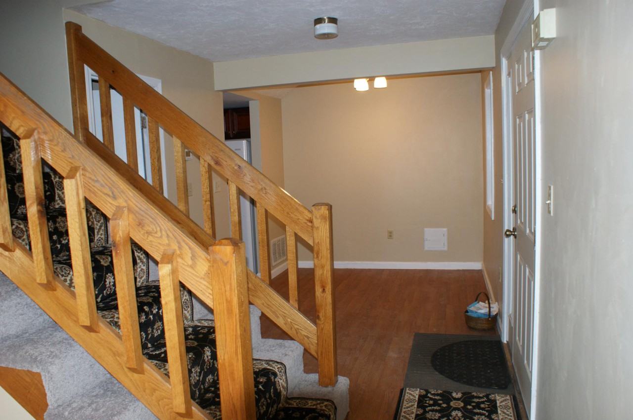 25 Meadow Pond Drive #A - Photo 5 of 15