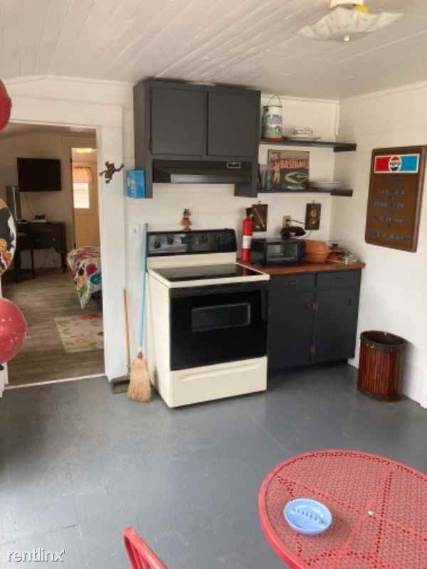 412 412 nw ave. c. Carrabelle - Photo 2 of 6