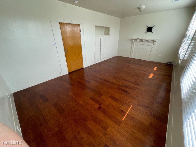 3218 Elmwood Ave - Photo 3 of 23