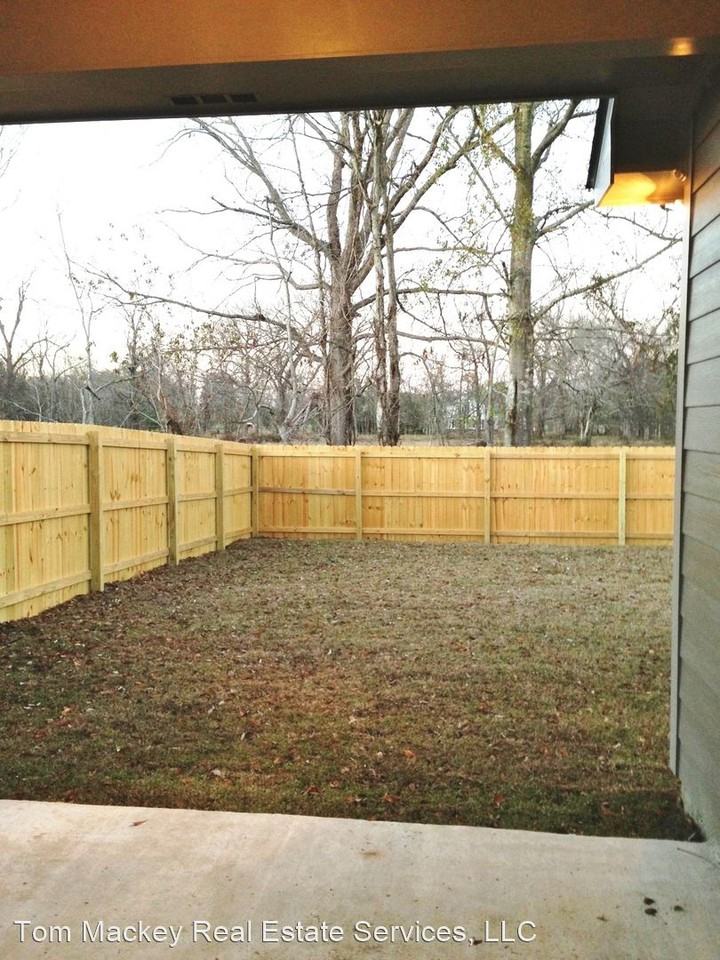 1200 Madrid Ave - Photo 2 of 29