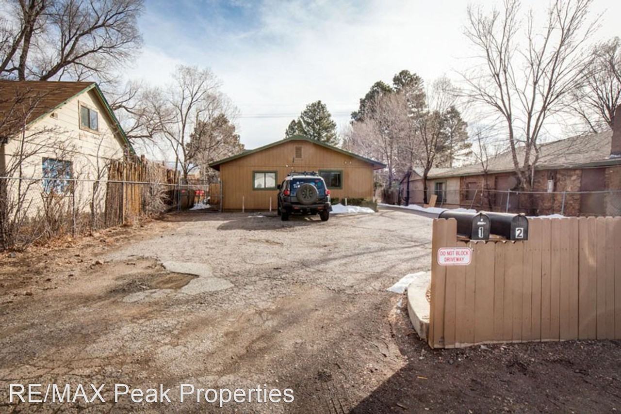 318 S Oleary St #1 - Photo 3 of 20