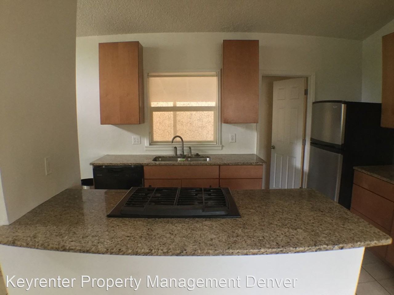 1907 S Vrain St - Photo 3 of 24