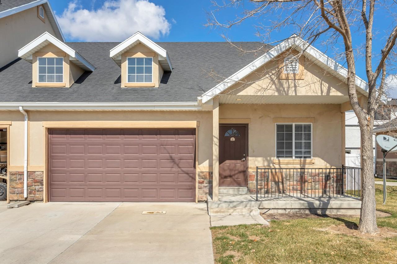 61 E Bella Monte Dr - Photo 2 of 18