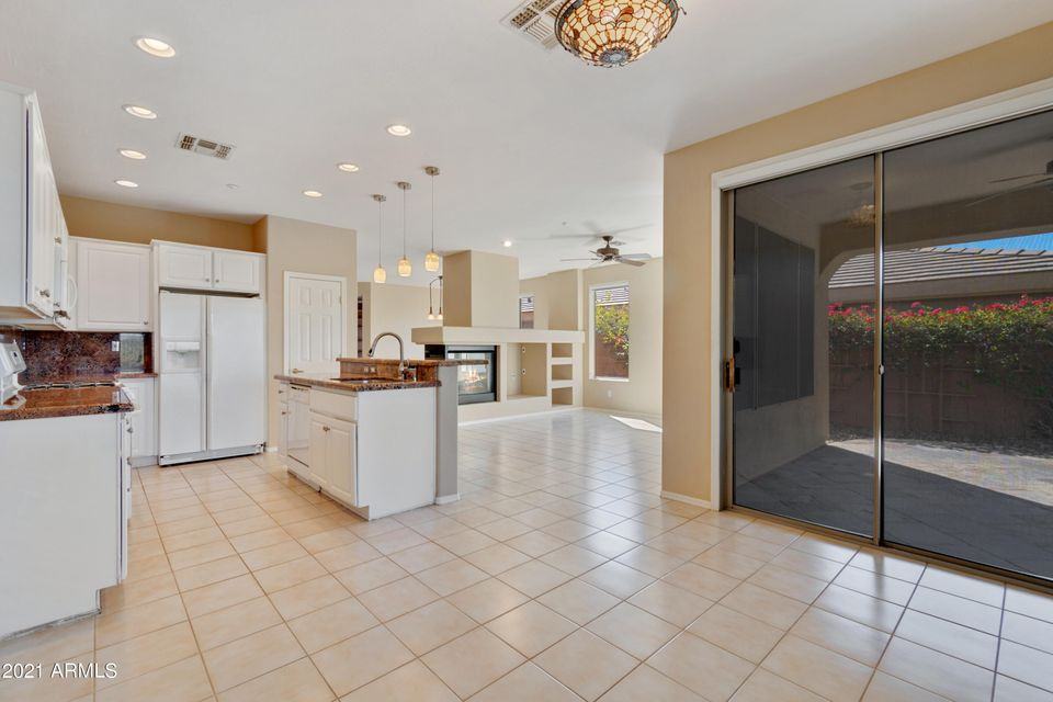 41526 N Cedar Chase Rd - Photo 7 of 16