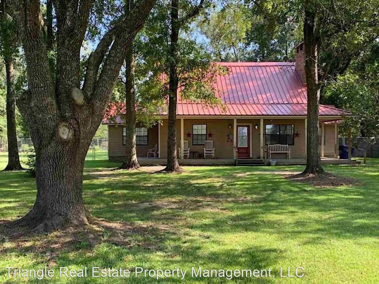 675 Evangeline Dr - Photo 3 of 4