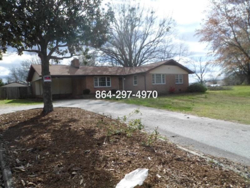 1182 N Old Laurens Rd - Photo 2 of 17