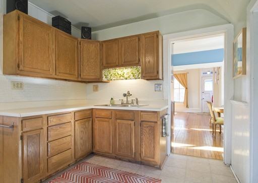 529 Smith Ave S - Photo 3 of 21