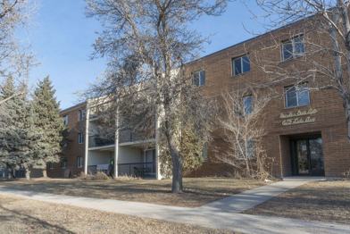 Garden Gate Apartments 675 Leila Ave Winnipeg Mb R2v 3r9 Apartment For Rent Padmapper