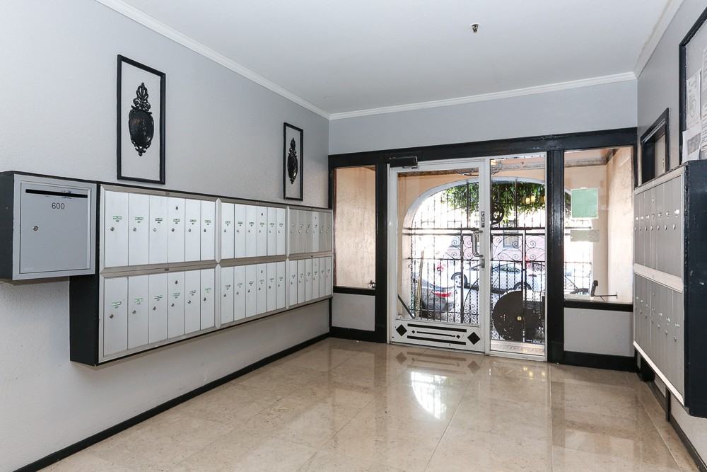 839 Leavenworth St. - Photo 4 of 22