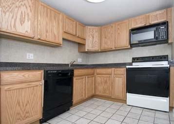 Walnut Park Apartments - Photo 6 of 20