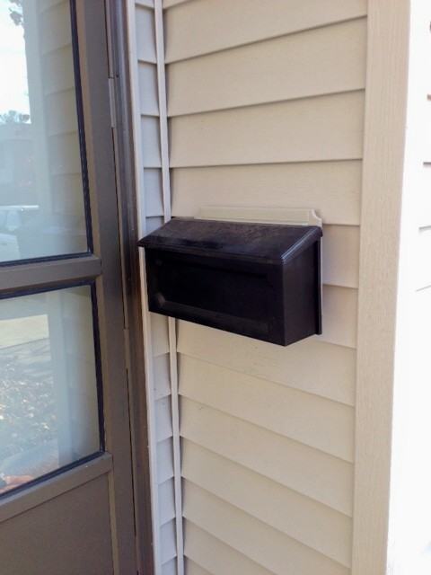 10 Pine Ct #10 - Photo 2 of 19