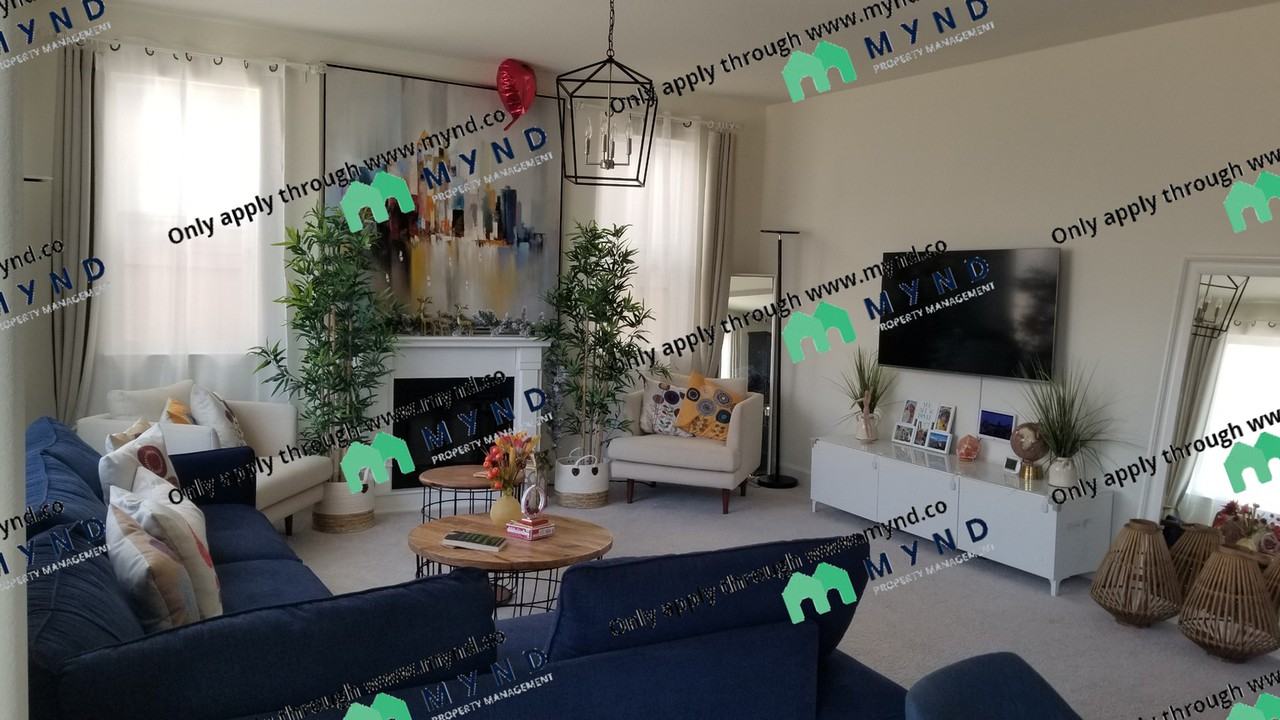 9731 Belville Dr - Photo 2 of 9