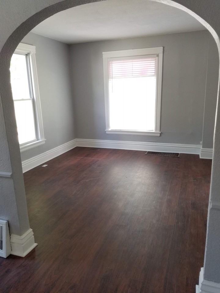 512 W 31st St #512 - Photo 7 of 20