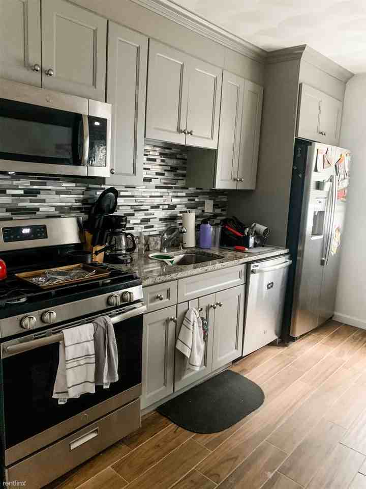 48 Derby St - Photo 3 of 11