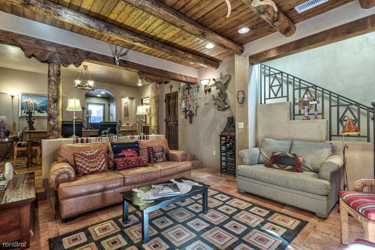 103 Catron St - Photo 3 of 8