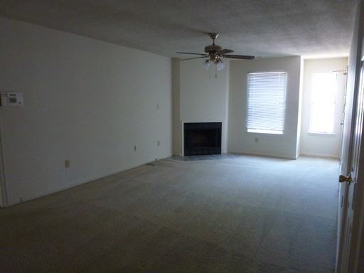 351 E Virginia Beach Blvd #101 - Photo 2 of 8