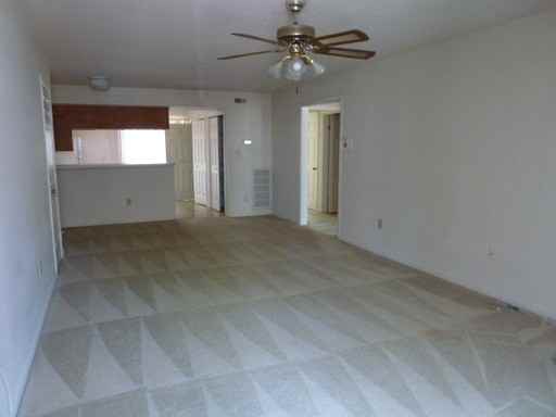 351 E Virginia Beach Blvd #101 - Photo 3 of 8