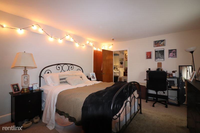 50 50 Parkman St 2B - Photo 3 of 8