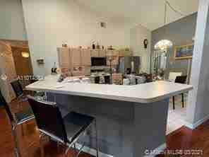 2806 Rolling Broak Dr - Photo 3 of 6
