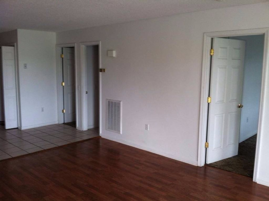 31287 Lee Highway - Photo 2 of 10