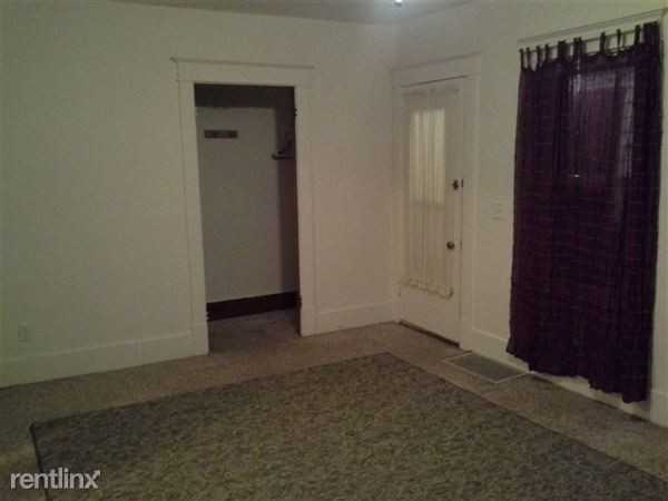 Between Fulton St and Shoop Ave - Photo 3 of 7