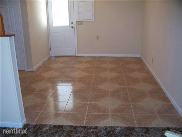 1108 Shady Ln - Photo 3 of 6