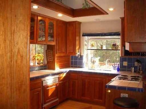 6494 Ridgeside Ct - Photo 3 of 4