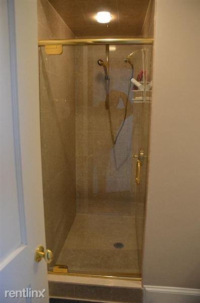 20 Beacon St - Photo 2 of 15