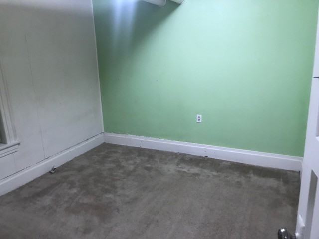 341-343 N Center St - Photo 6 of 9