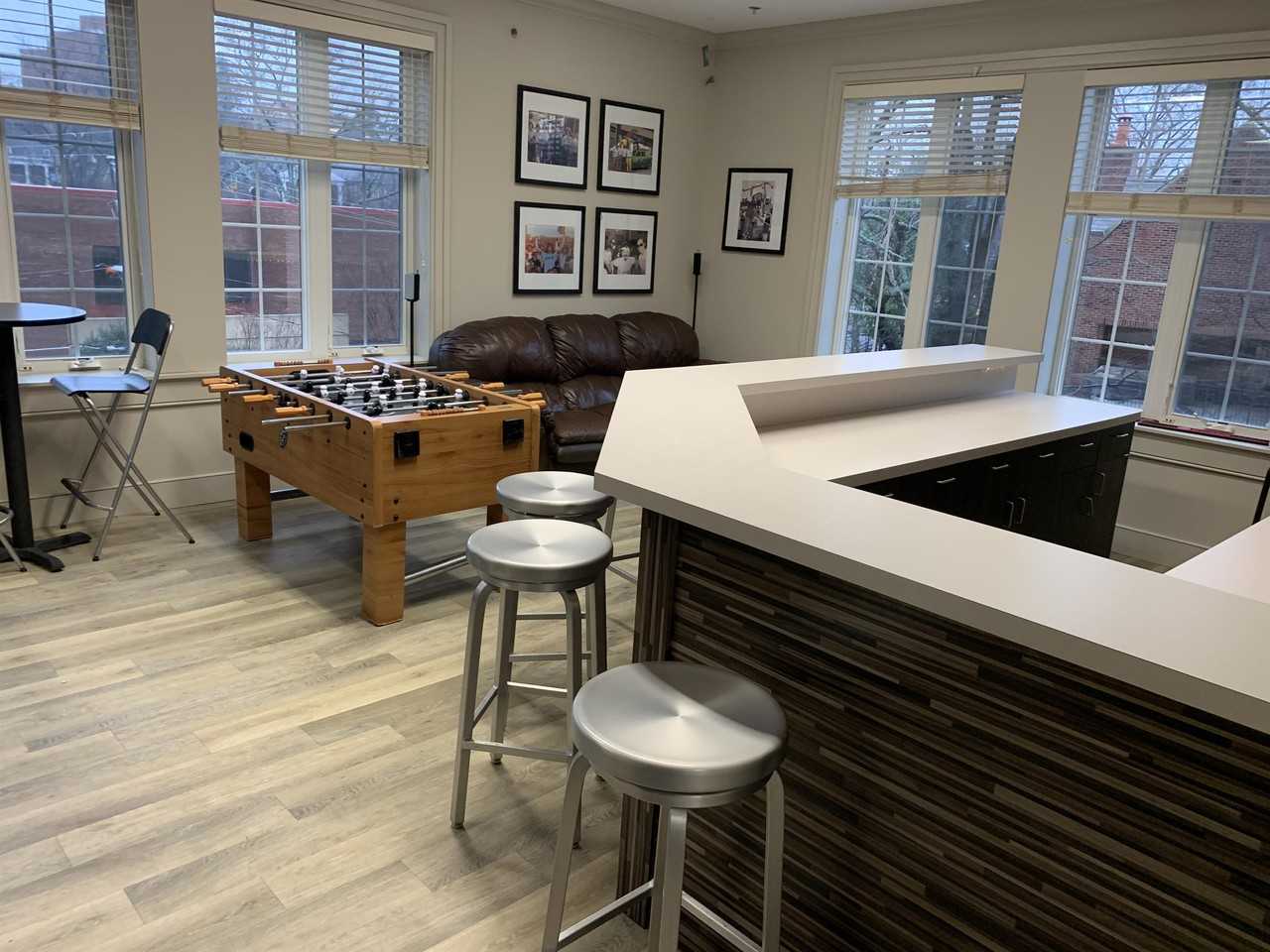 165 Fourth Street Northwest - Photo 4 of 15