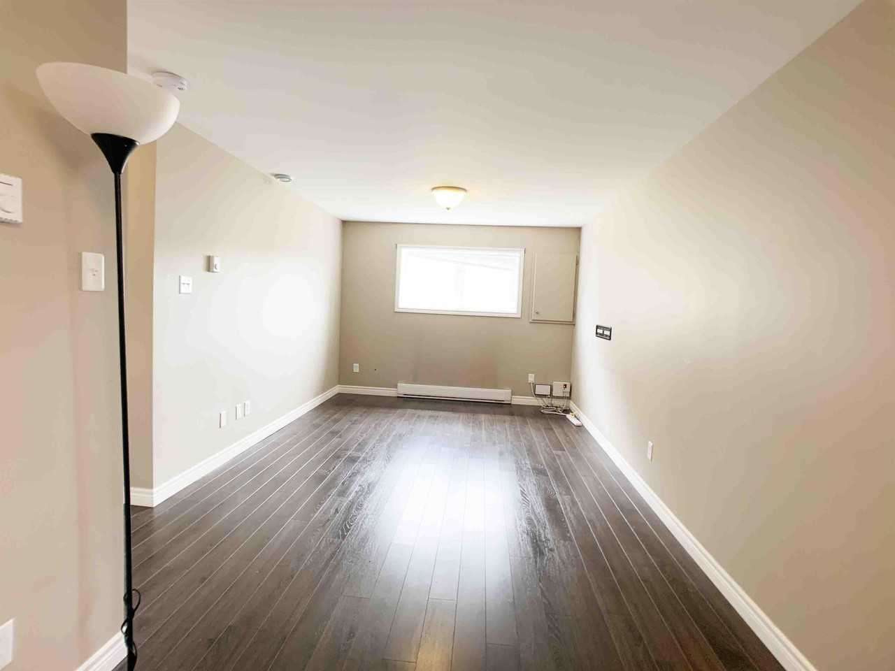 55A Ladysmith Dr #2 - Photo 2 of 9