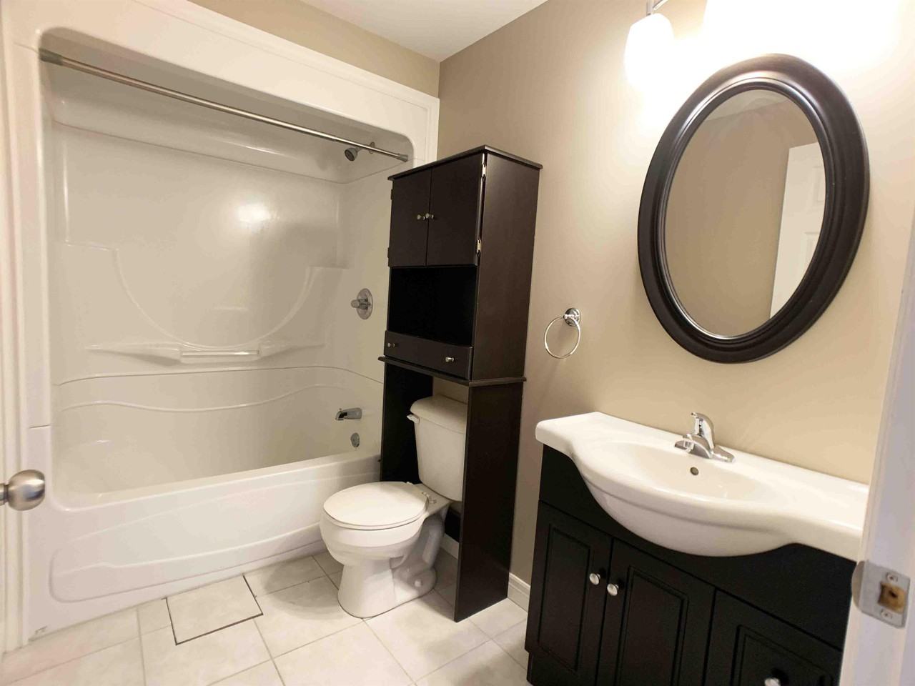 55A Ladysmith Dr #2 - Photo 4 of 9