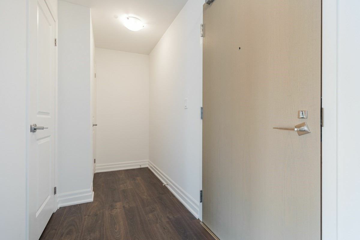 10 Rouge Valley Drive West #814 - Photo 2 of 21