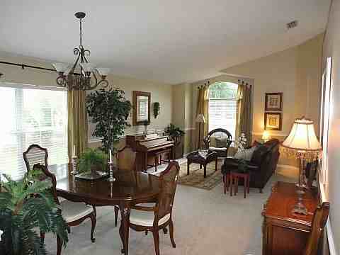 13577 Fordwell Dr - Photo 2 of 10