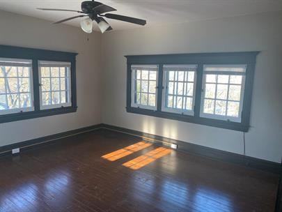 2122 W Walnut Street - Photo 3 of 13