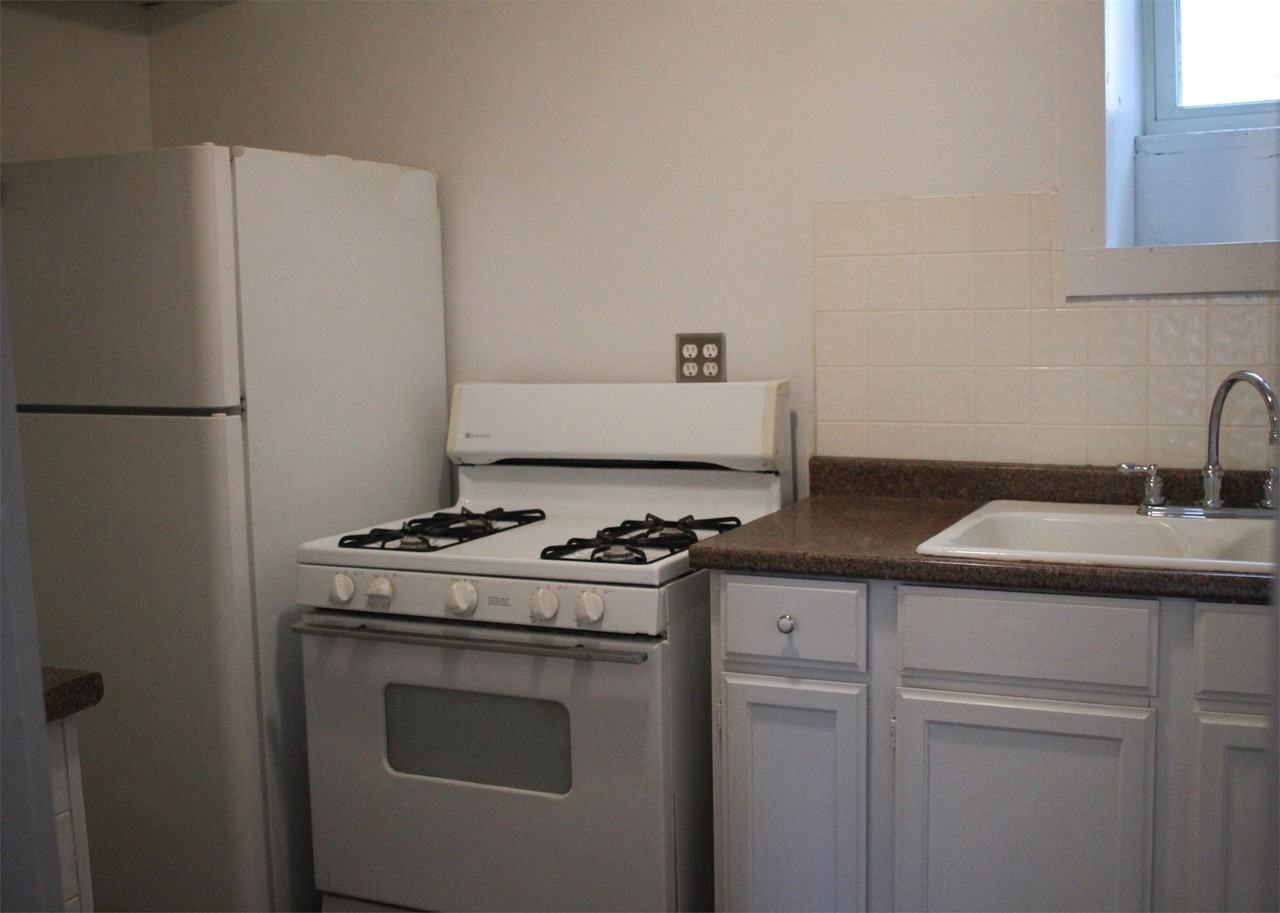 211 S Kansas City Ave #4 - Photo 6 of 12